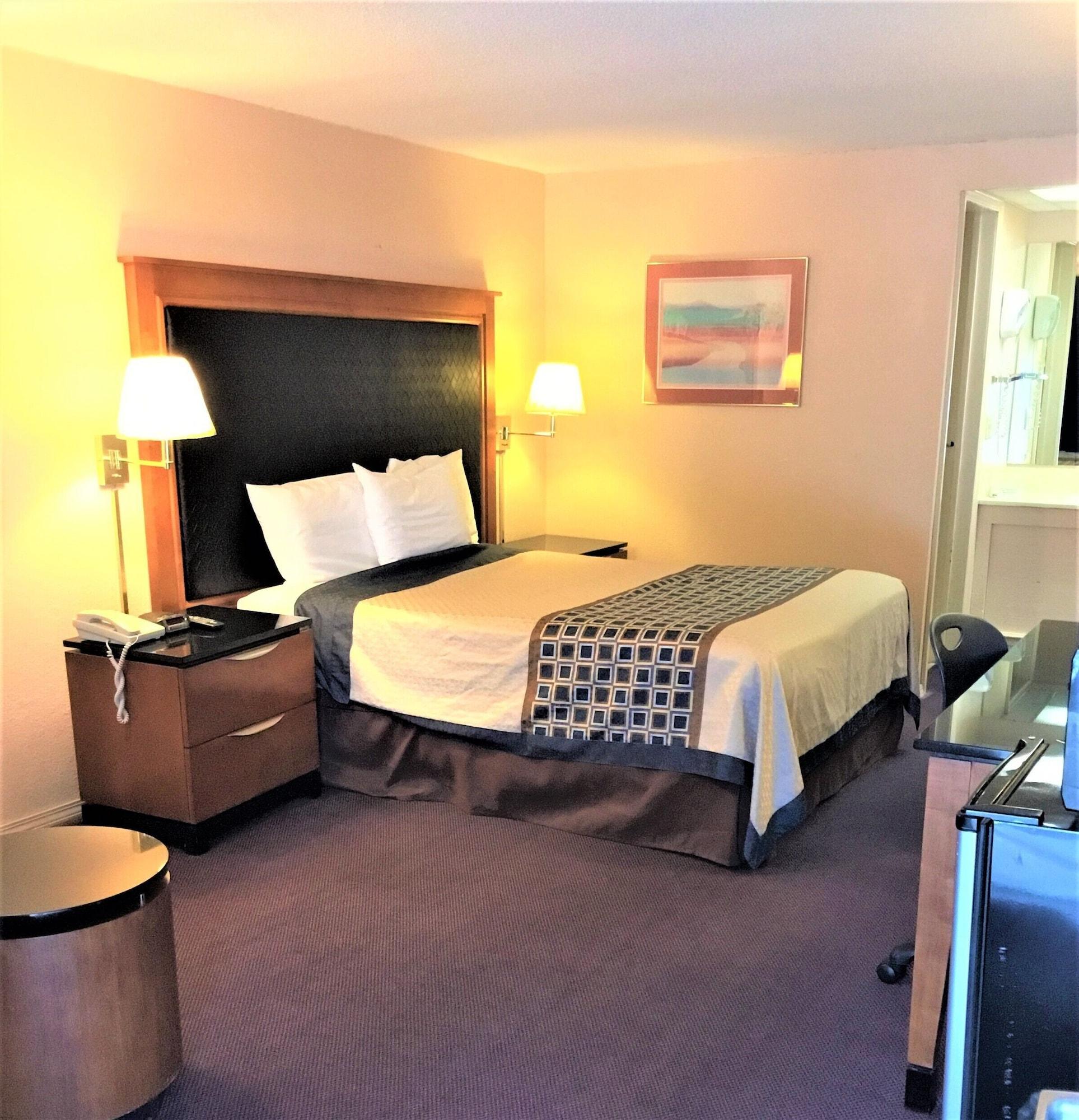 Rodeway Inn Findlay Exteriör bild