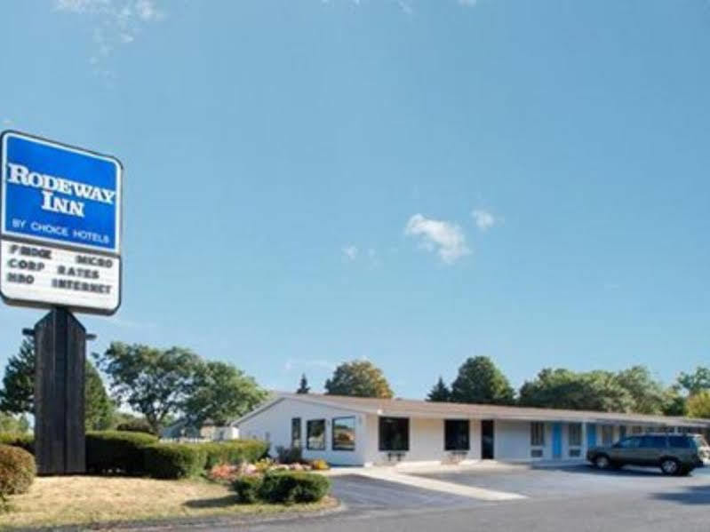 Rodeway Inn Findlay Exteriör bild